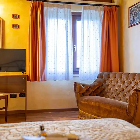 Hotel Fattoria Stocchi 4*