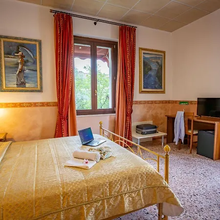 Hotel Fattoria Stocchi Quattromiglio